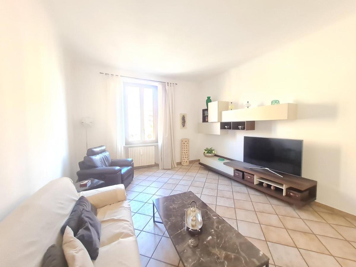 Niguarda - Palanzone Cozy 2broom Leilighet