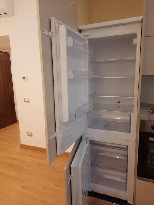 N&ghomesweethome Raffaelloelegante Ideale Affari Appartement Milaan