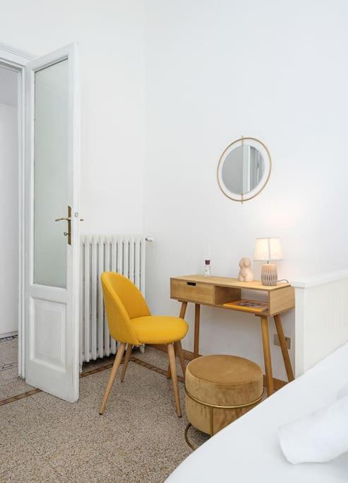 Center-design Attic Penthouse With Private Terrace * Mailand