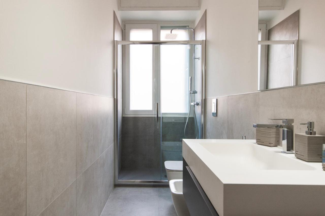 Youhosty - Del Castagno 2 Milano