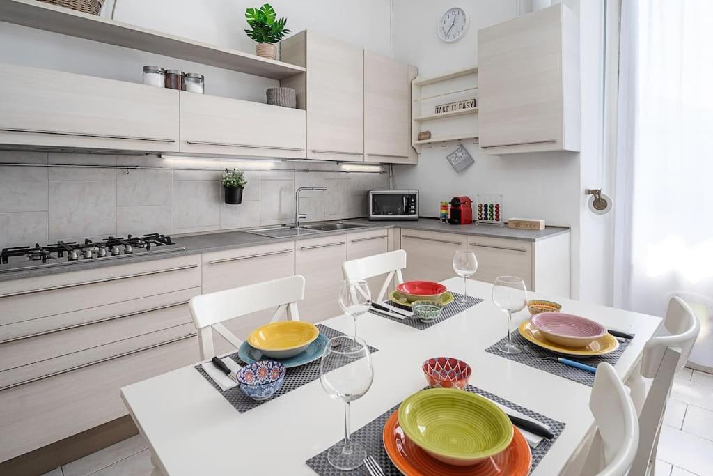 Apartment Center-design Attic Penthouse With Private Terrace Mailand