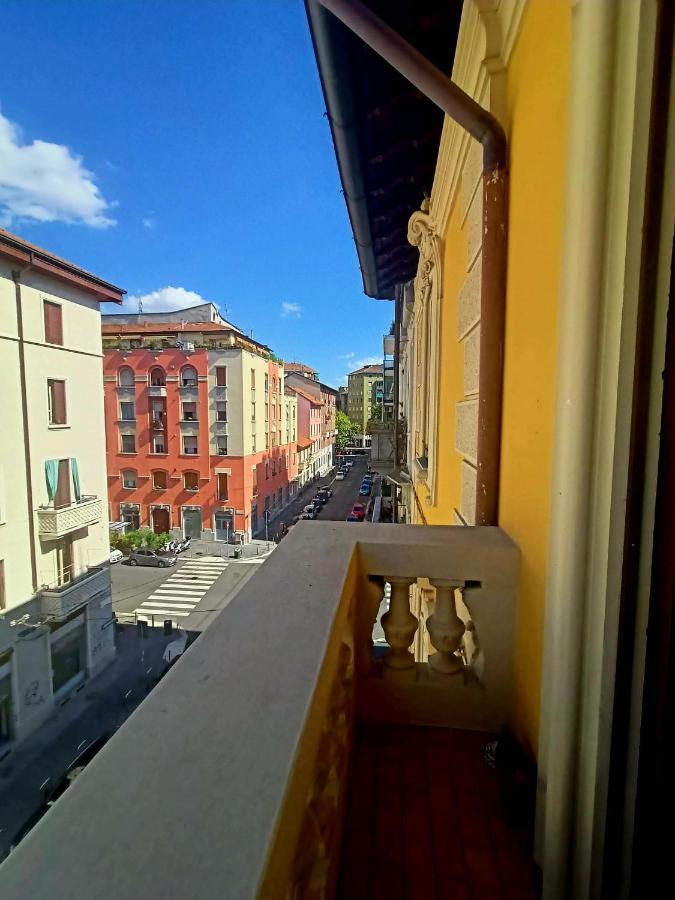 Apartment Charming Ringhiera House In The Heart Of Mailand