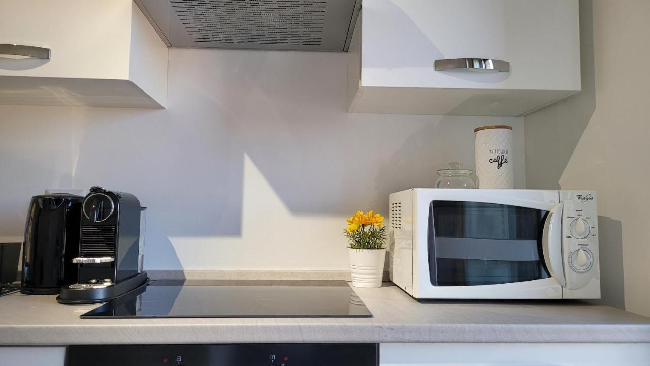 Apartment - Stylish House Free Wifi-parking-airport Mailand