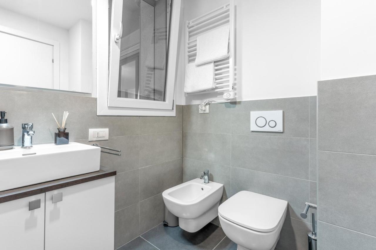 Modern With Terrace & Garage By Ndp Rent Apartment Milan