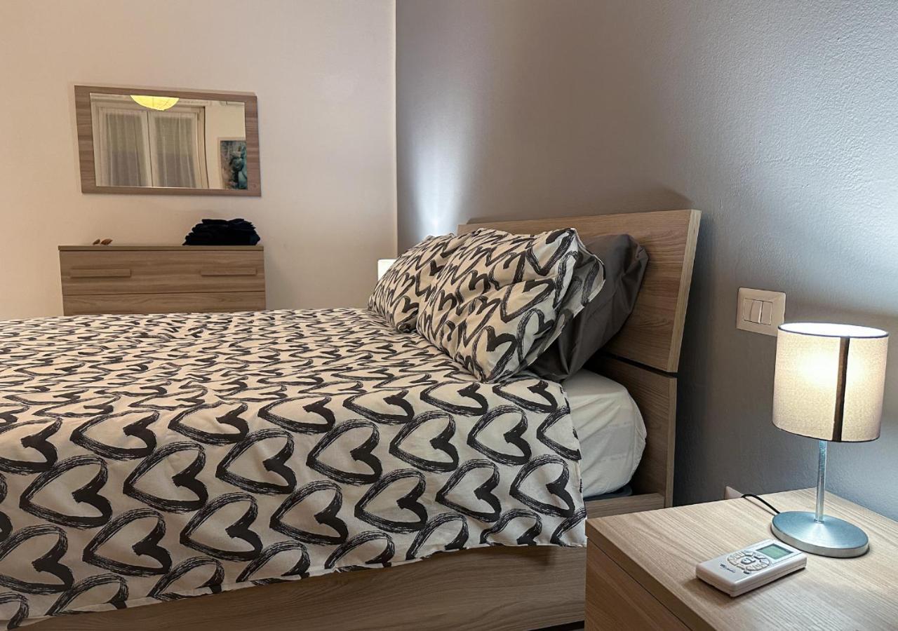 Modern Cenisio - Self Check-in & Parking Appartement