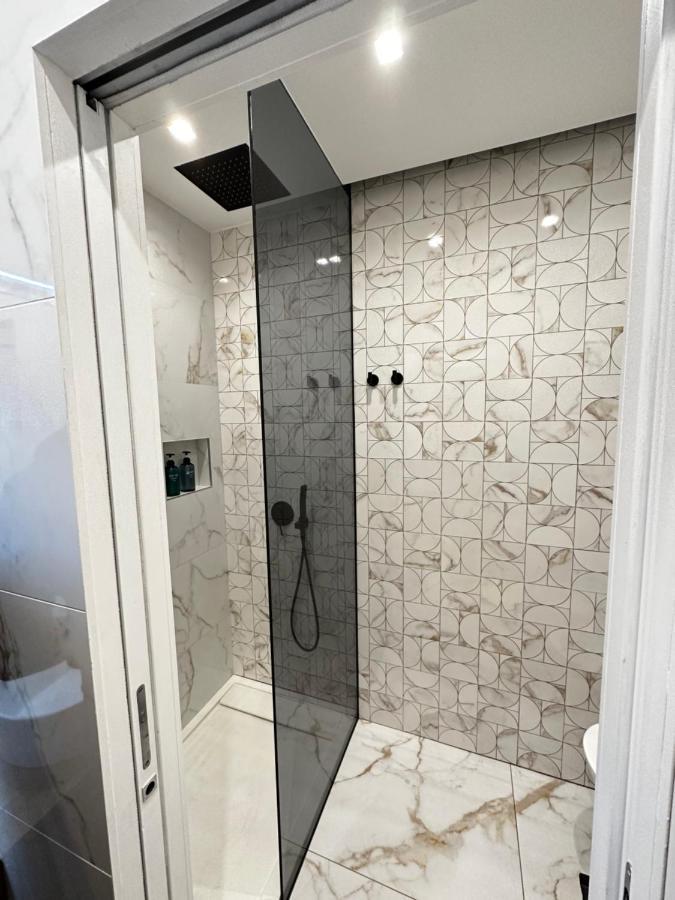 Bilocale Luxury A 50 Mt Dalla Stazione Di Appartamento Milano