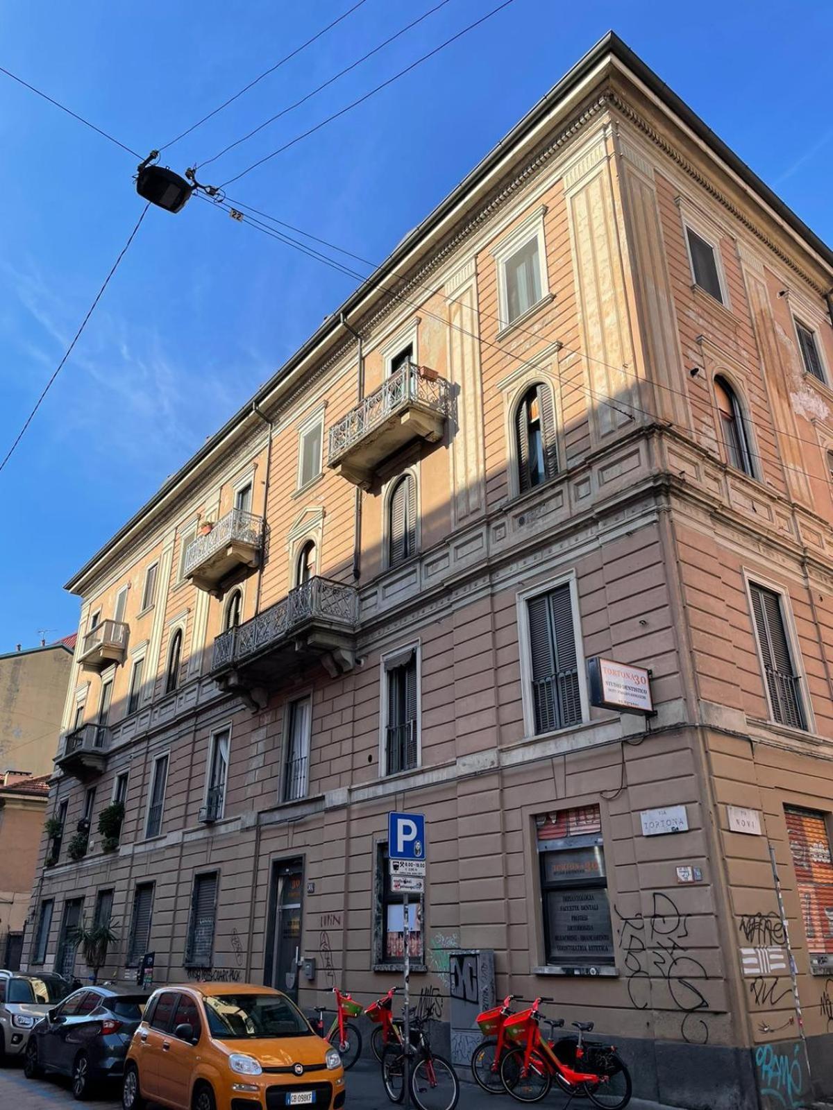Cozy Flat Mins Walk To Navigli And Metro Porta Genova Appartement *