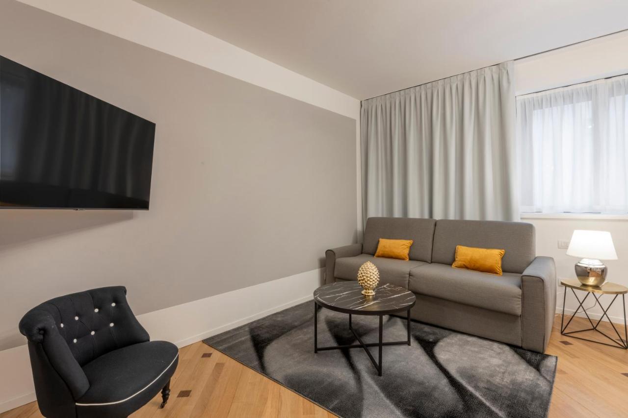 Apartment Royal - Centro Duomo Milan