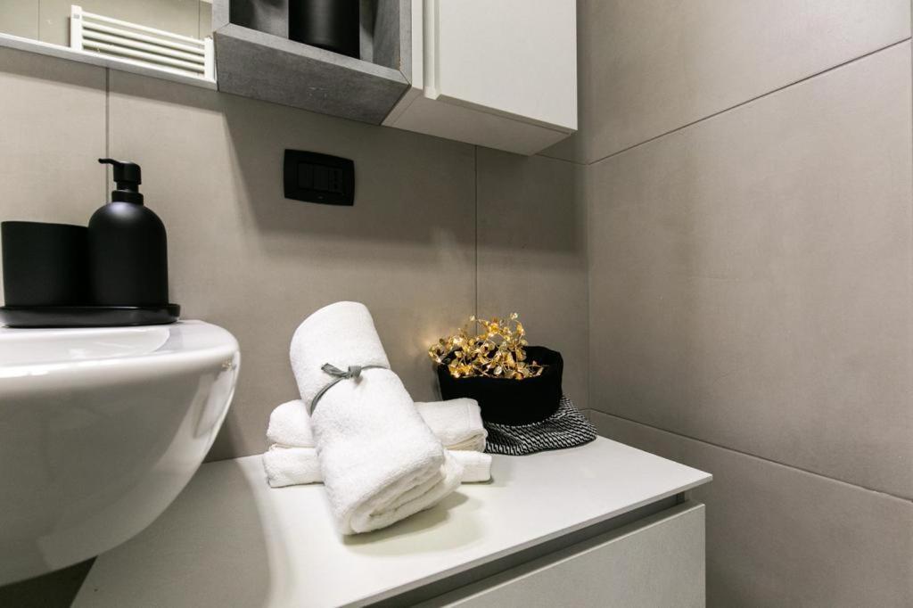 Citylife Monolocale Con Ampio Terrazzo Appartement *