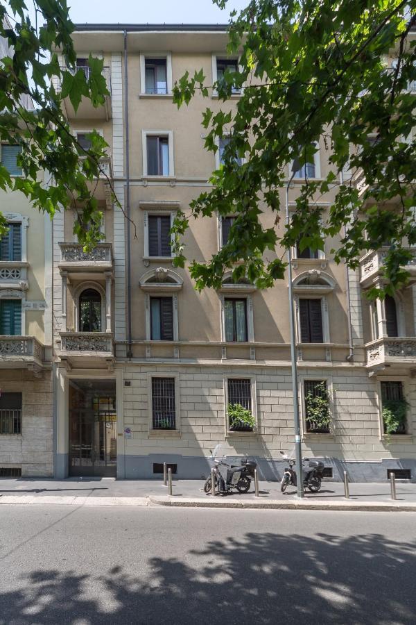 The House On The Boulevard * Milano
