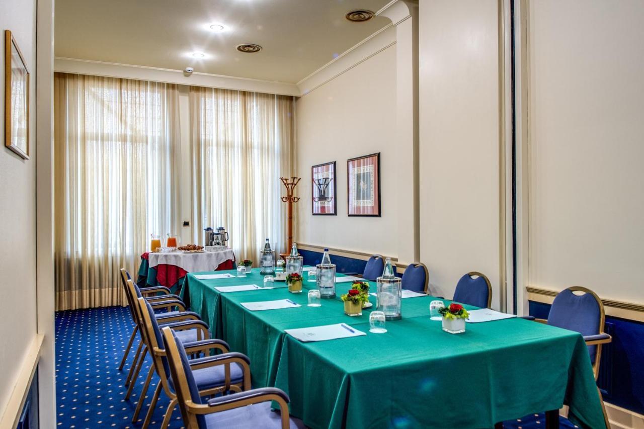 Hotel Auriga 4*