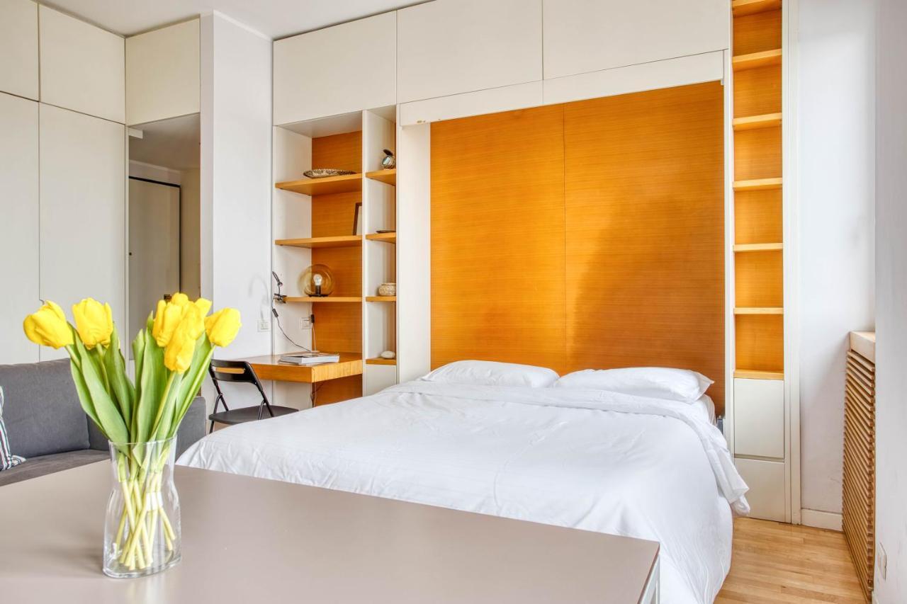 Joivy Vibrant With Balcony Milano