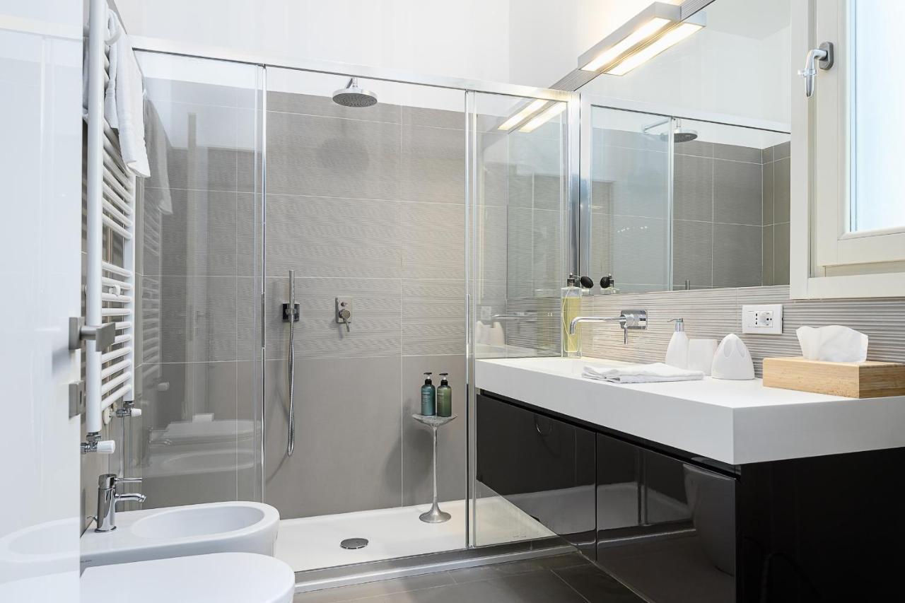 Business & Luxury - Monte16 * Milano