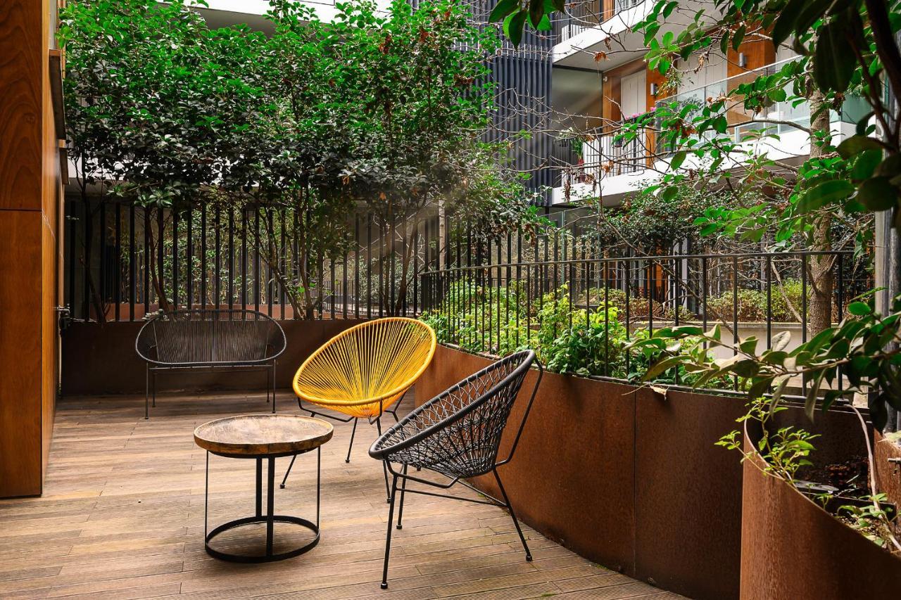 Business & Luxury - Monte16 * Milano