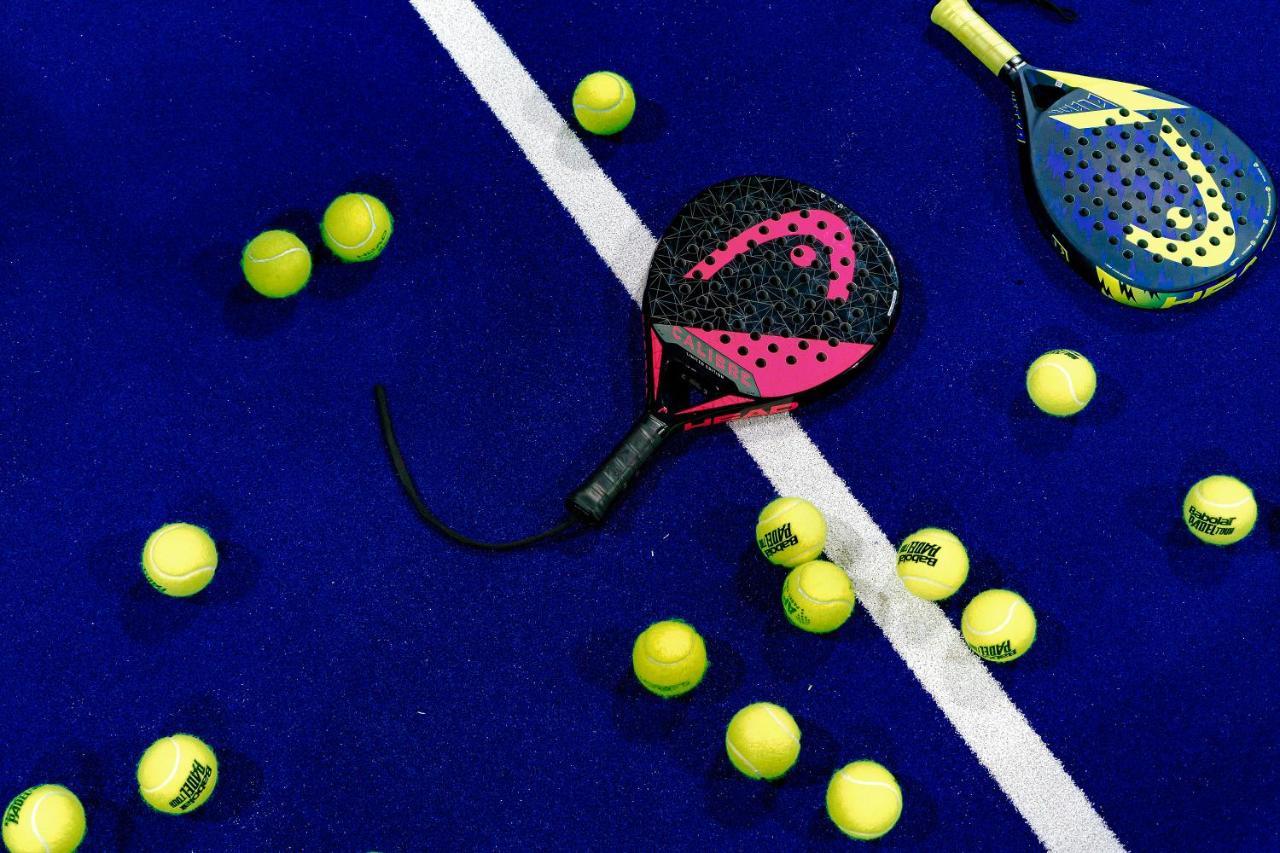 & Urban Padel Leilighetshoteller
