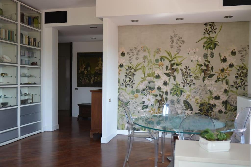 Design District Youhosty - Via Savona *