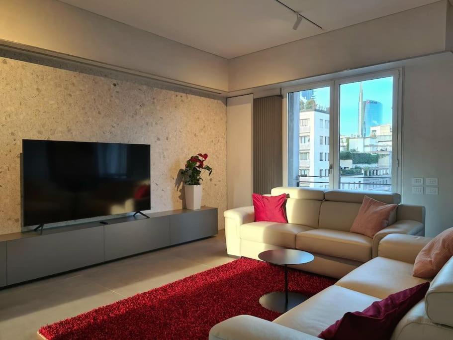 Repubblica Lux Milano
