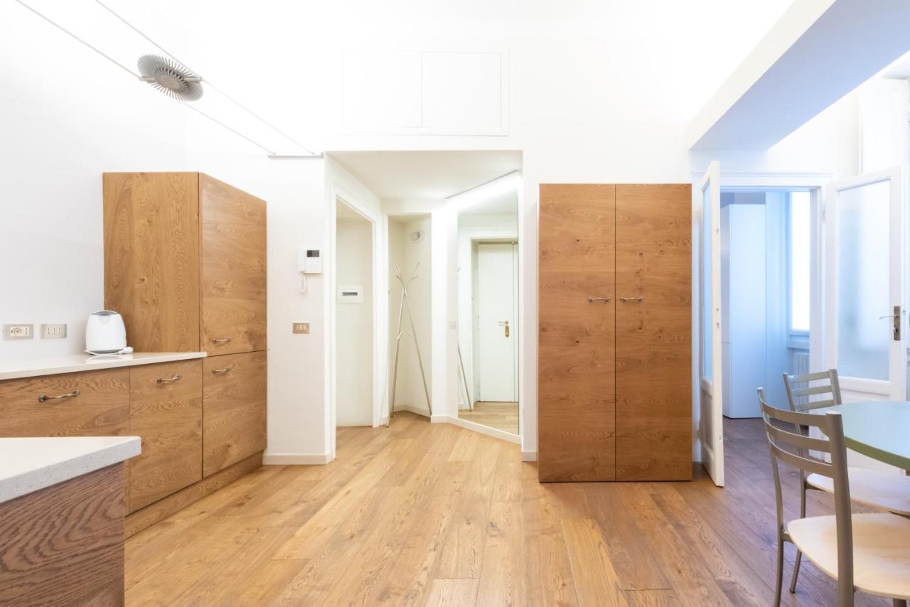 Appartement Porta Venezia Elegant Penthouse With Terrace Milaan