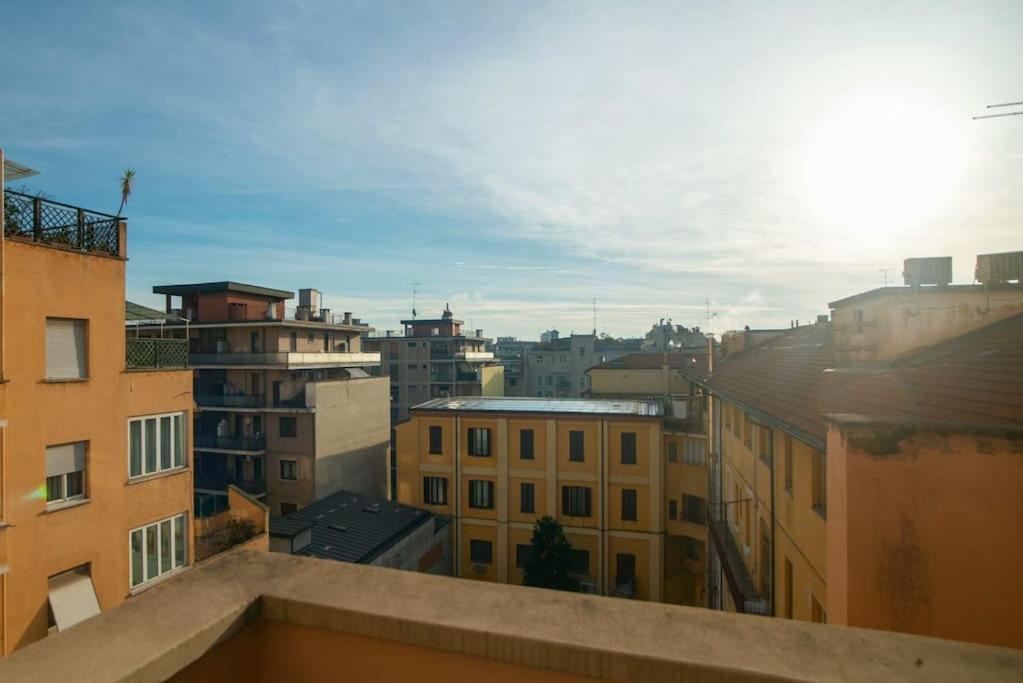 Repubblica Lux * Milano