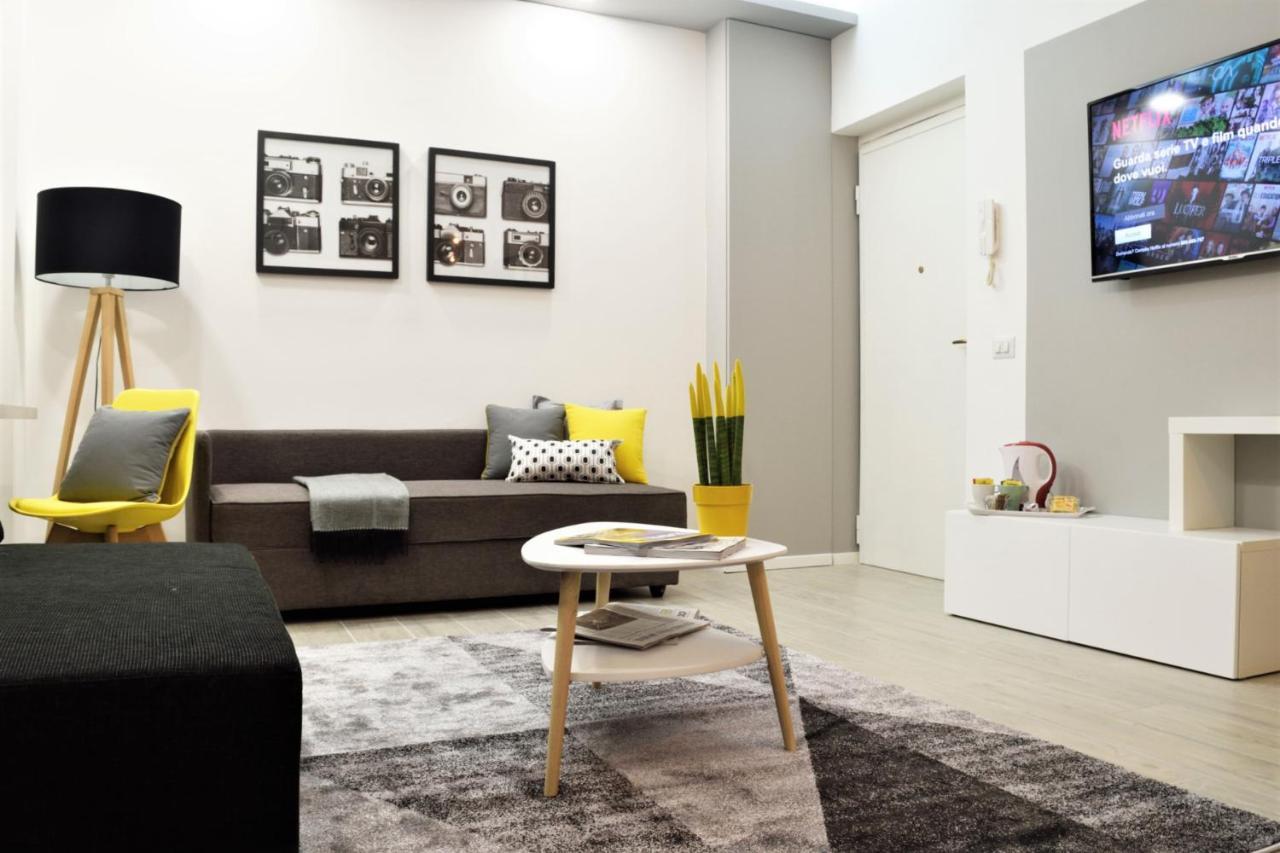 Apartment Easylife - Monolocale Confortevole E Rilassante Nel Quartiere Solari, Dotato Di Ogni Comfort Milan