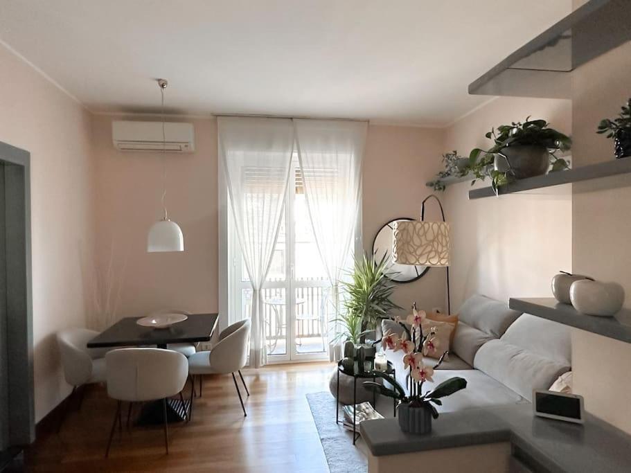 Lejlighed Bright Terrace-garden Milano