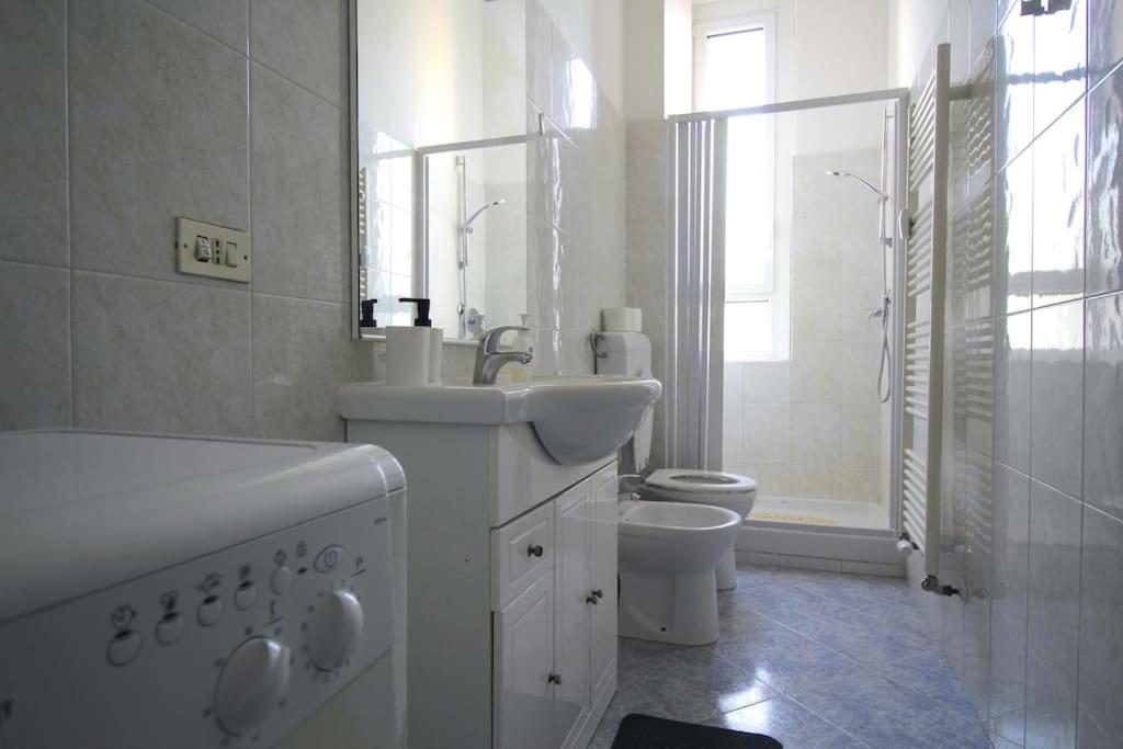 Apartment Splendido Bilocale A 4 Fermate Dal Duomo Milan