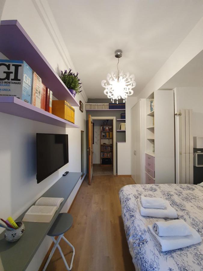 Apartment Alma Vacation In The Centre, Big Terrace Mailand