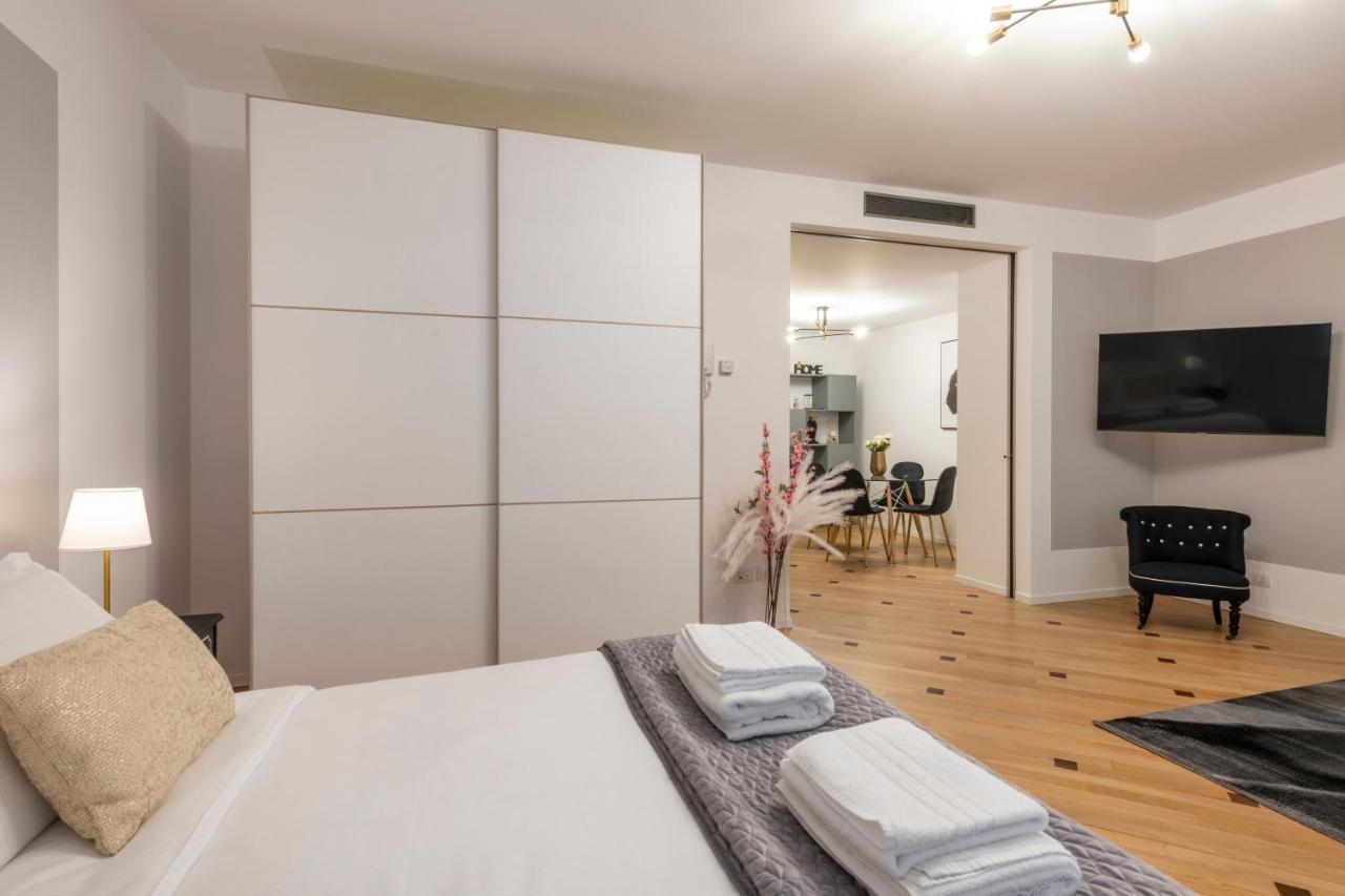 Apartment Royal - Centro Duomo Milan