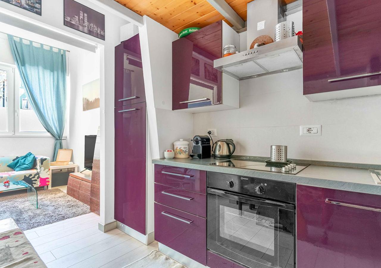 Apartment Duomo-linate Loft Free Parking Con Tv 50 E Wi-fi *