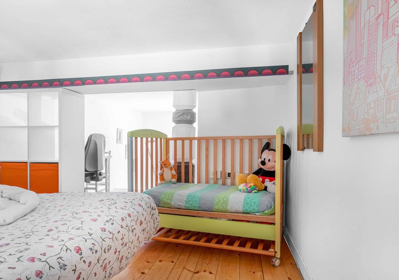 Apartment Duomo-linate Loft Free Parking Con Tv 50 E Wi-fi Milan