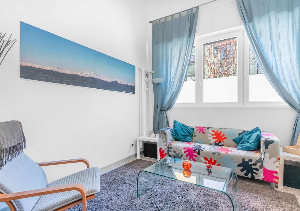 Apartment Duomo-linate Loft Free Parking Con Tv 50 E Wi-fi Milan