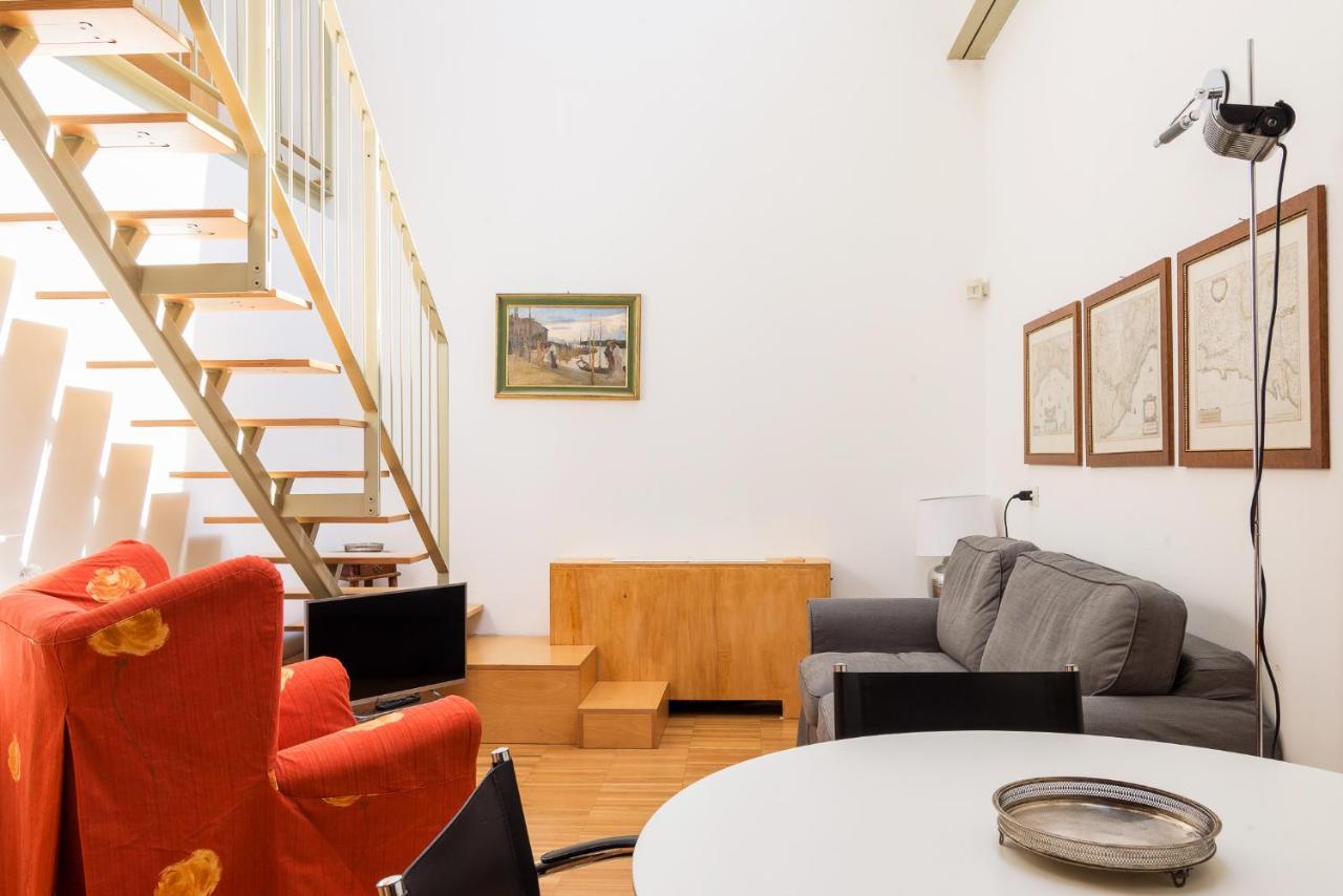 Quattro Passi Dalla Darsena Appartement *
