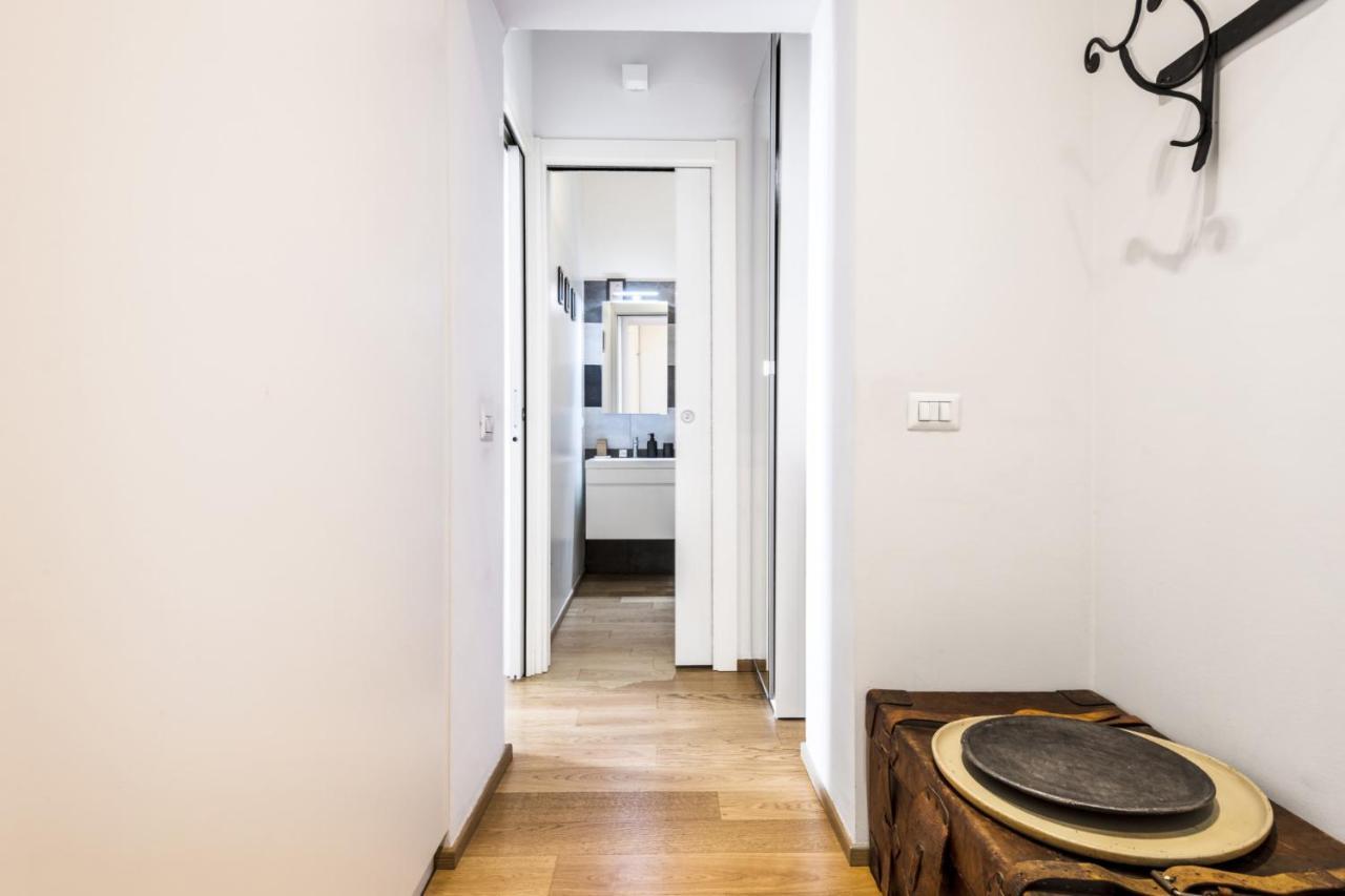 Easylife - Bellissimo Con Balconcino Panoramico Nel Vivace Quartiere Dei Navigli Mailand