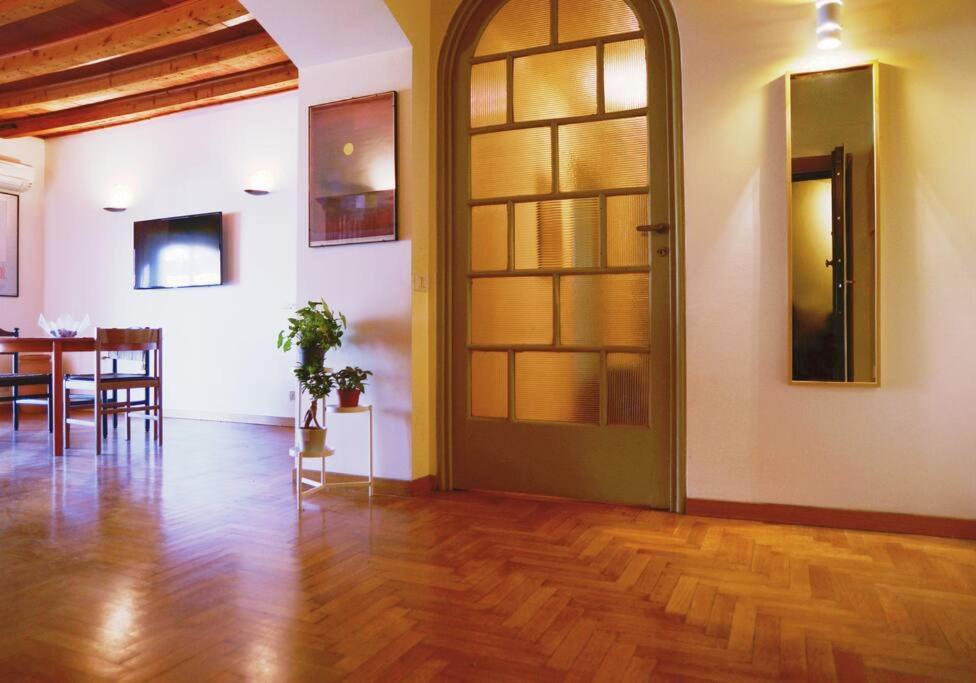Urban House - Elegant Apartment Brera Milan Center Appartement
