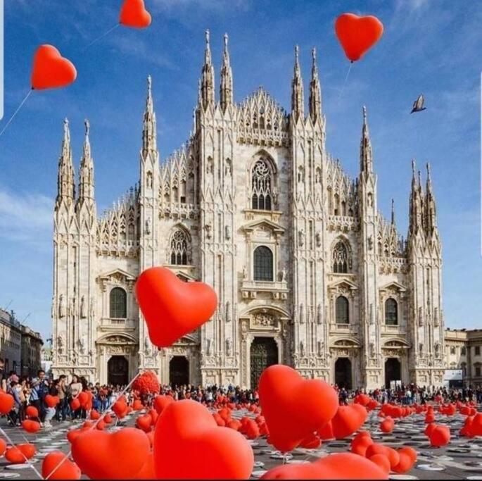 Lux Metro M2 Lejlighed Milano