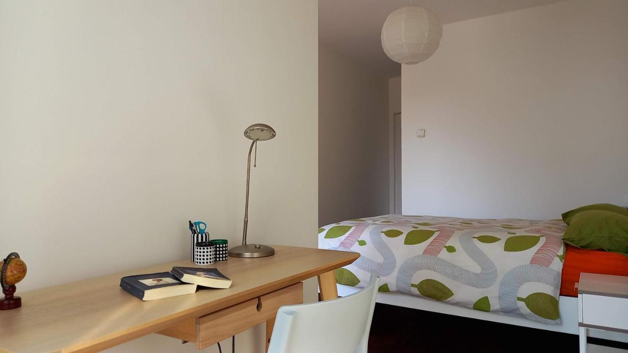Cozy With Spacious Veranda Apartment Mailand
