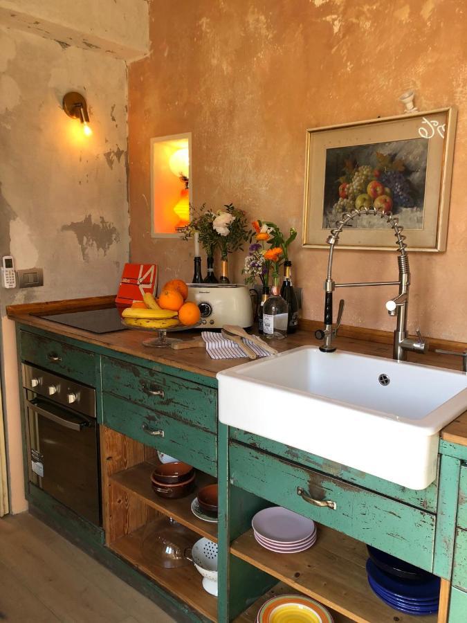 Charming And Design Attic Loft In Coolest Area Navigli Ticinese * Milano