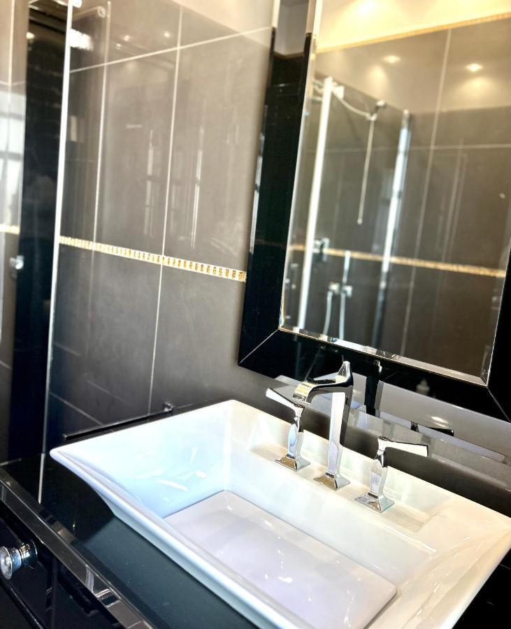Apartment Sismondi New Mailand