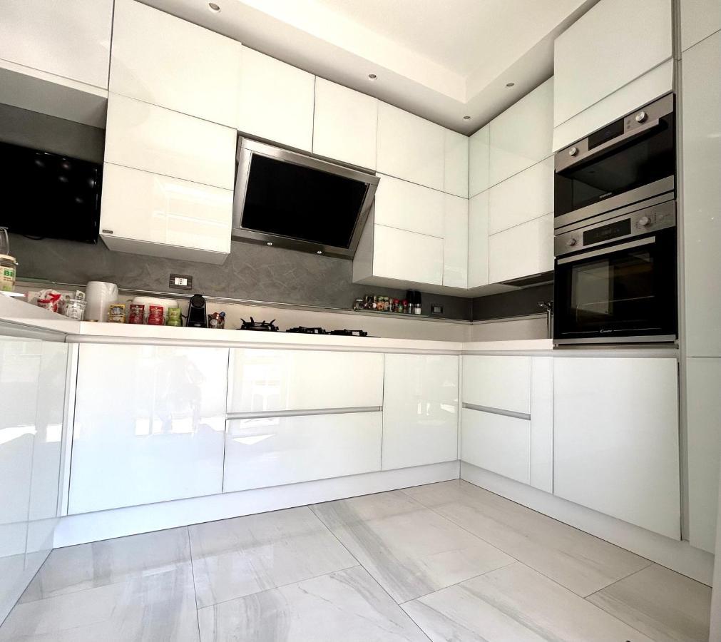 Sismondi New Apartment Mailand