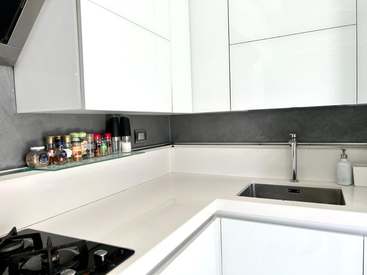 Sismondi New Apartment Mailand
