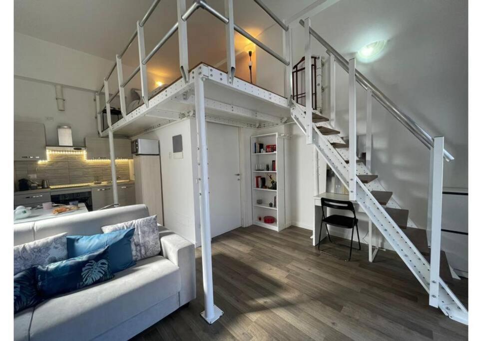Sansiro - Fiera - Loft Strategico E Luminoso Appartement