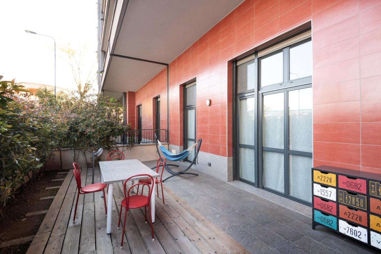 Spazioso Loft Di Design In Bovisa Apartment