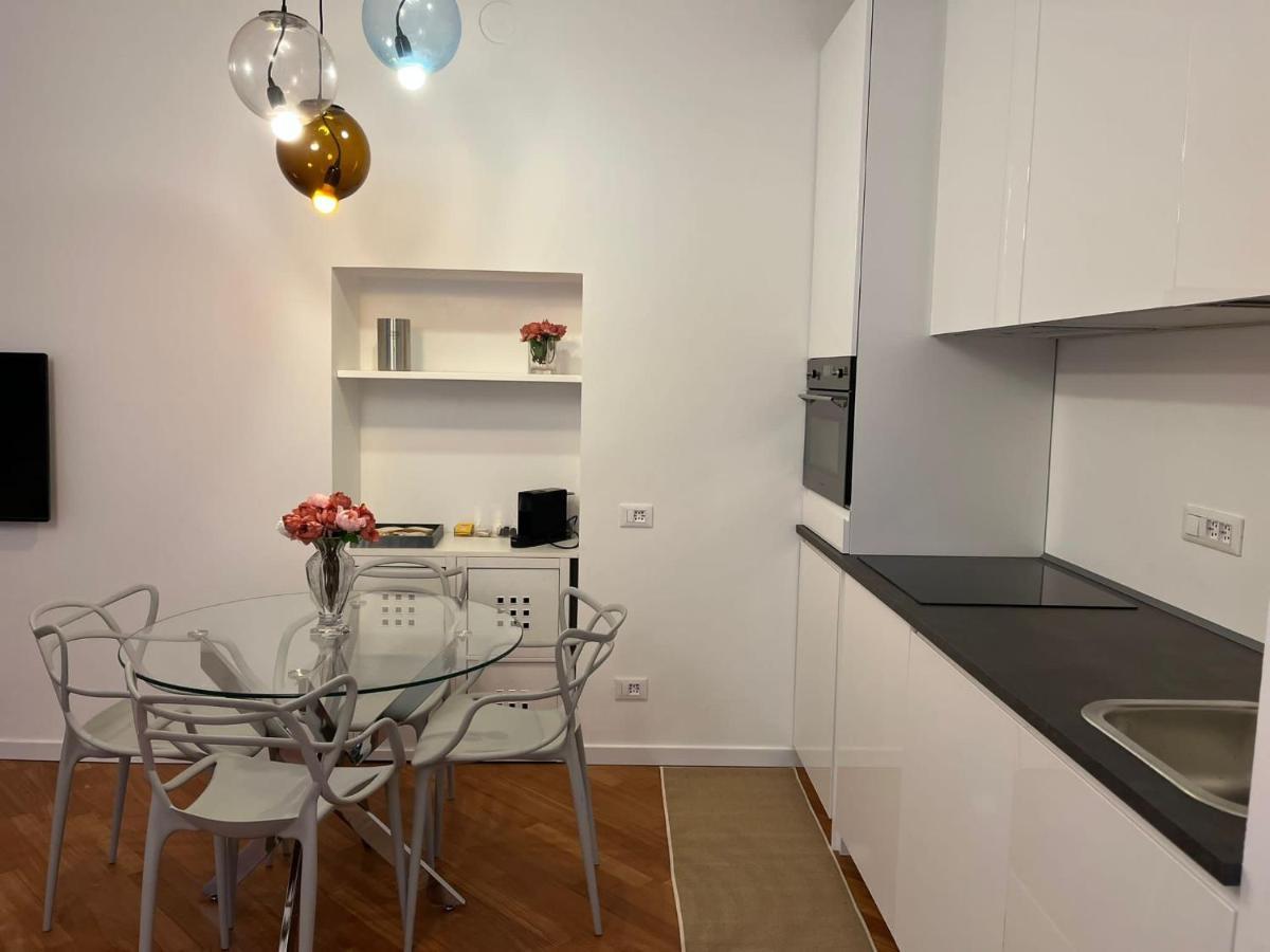 Leilighet Casa Vercelli Delizioso Bilocale Moderno Nella Vecchia *
