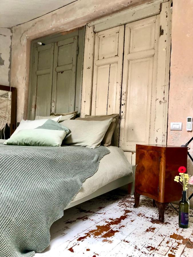 Charming And Design Attic Loft In Coolest Area Navigli Ticinese * Milano