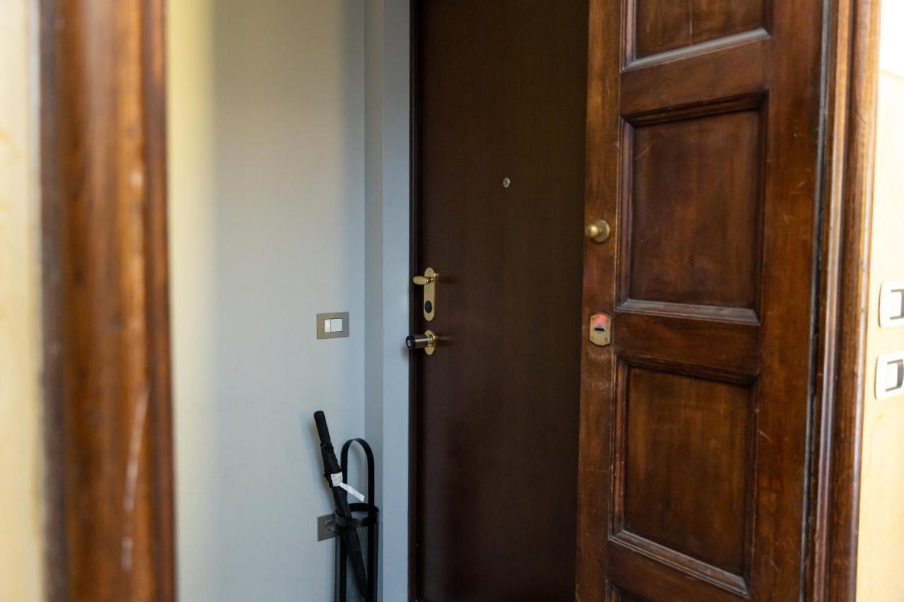 5 Min Duomo Luxury In Brera Design District Apartment Mailand