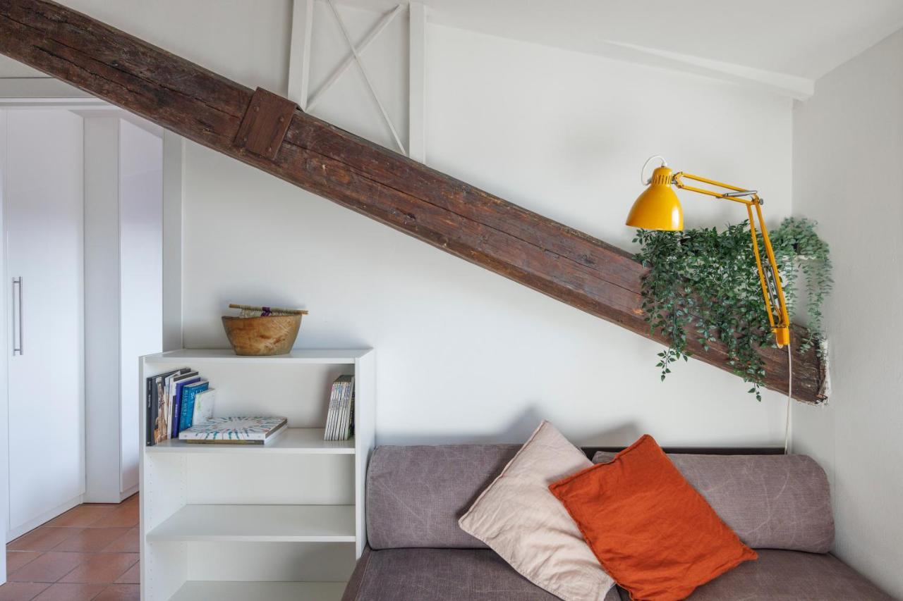 Appartement Xenia - Newly Renovated Flat In Fiera Area Milaan