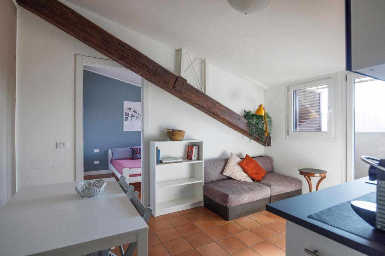 Xenia - Newly Renovated Flat In Fiera Area