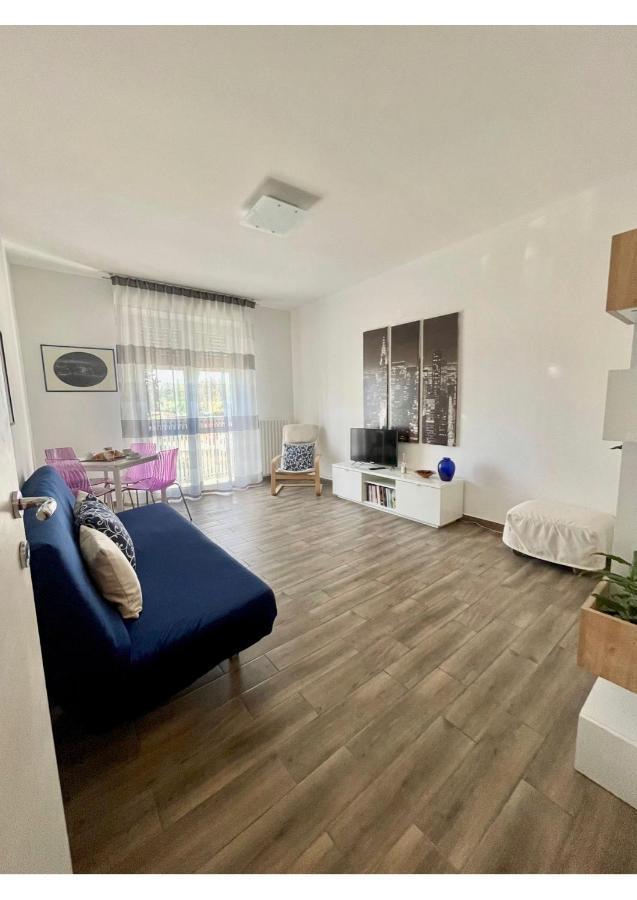 Space And Comfort In - #free Private Parking# Appartement Milaan