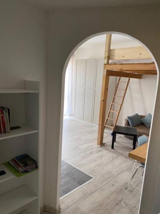 Serenella Appartement Milaan