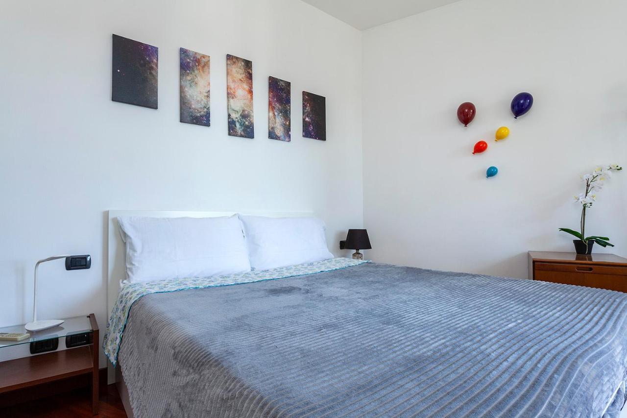 Appartement Stazione - Ariel - Luminoso Con Terrazzo Milaan